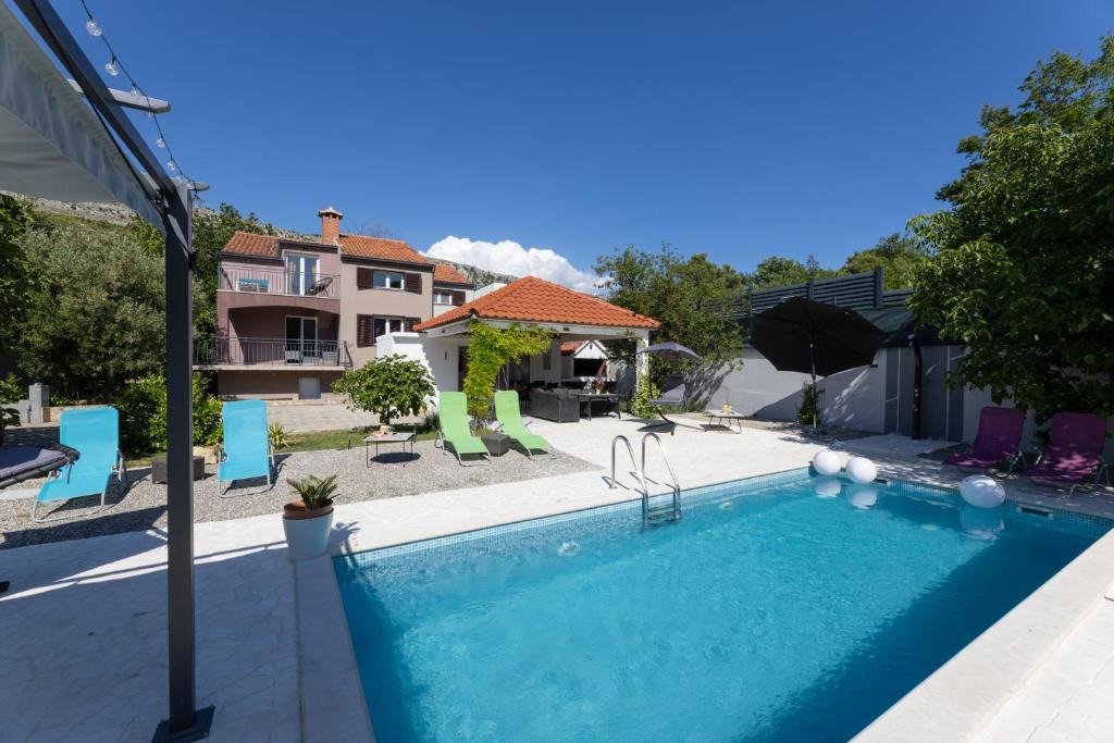 Srinjine House | Holiday Home Zrincy
