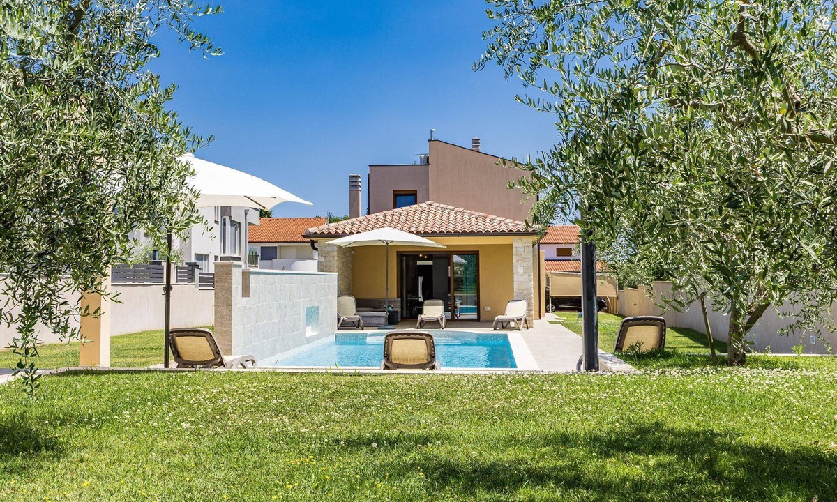 Sisan House | Holiday house for 8 persons approx. 120 qm in Šišan, Istria (South coast of Istria)