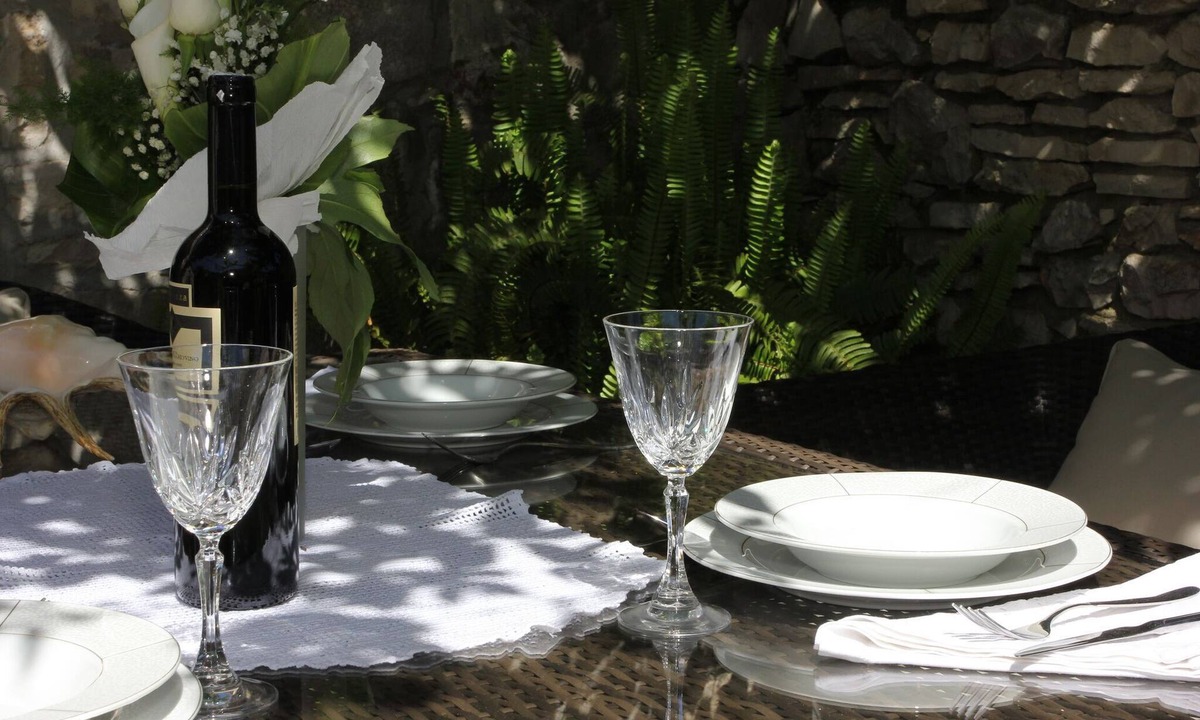 Sutivan House | Holiday House Granny Mary - Two Bedroom Holiday Home (ST)
