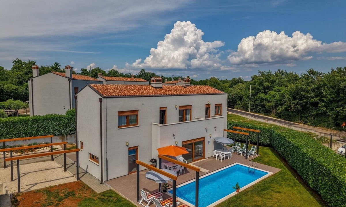 Buici House | Holiday House Irina F - Pool Private