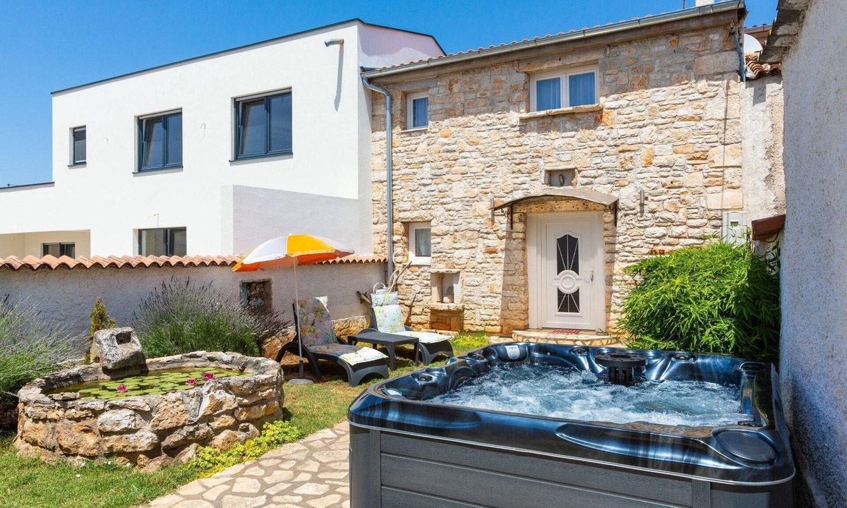 Loborika House | Holiday house Marcana for 1 - 4 persons with 1 bedroom - Holiday home