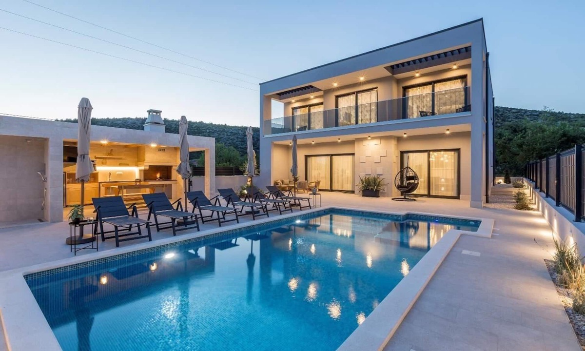 Marina House | Holiday house Marina for 1 - 9 persons with 4 bedrooms - Holiday house