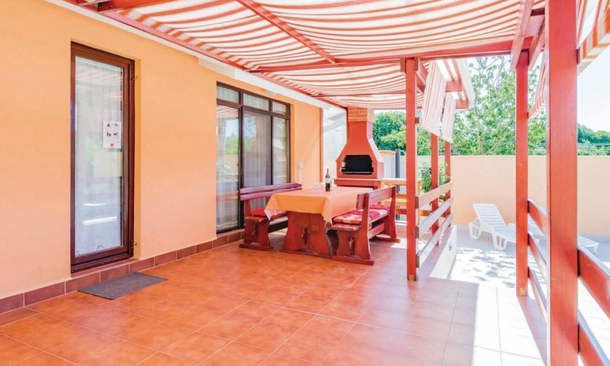 Liznjan House | Holiday house with pool