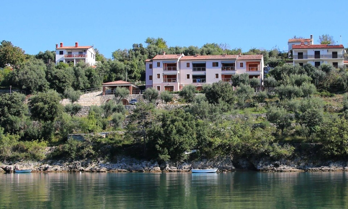 Duga Luka Apartment | Holiday Sea Side Apartment 208