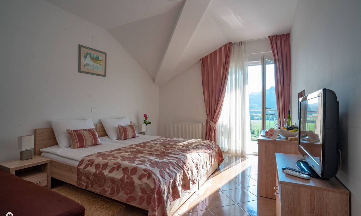Netretic Hotel | Hotel Amarilis