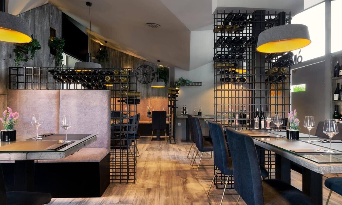 Velika Gorica Hotel | Hotel Cool Zagreb Airport
