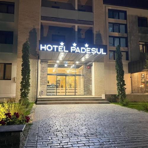 Faget Hotel | Hotel Padesul