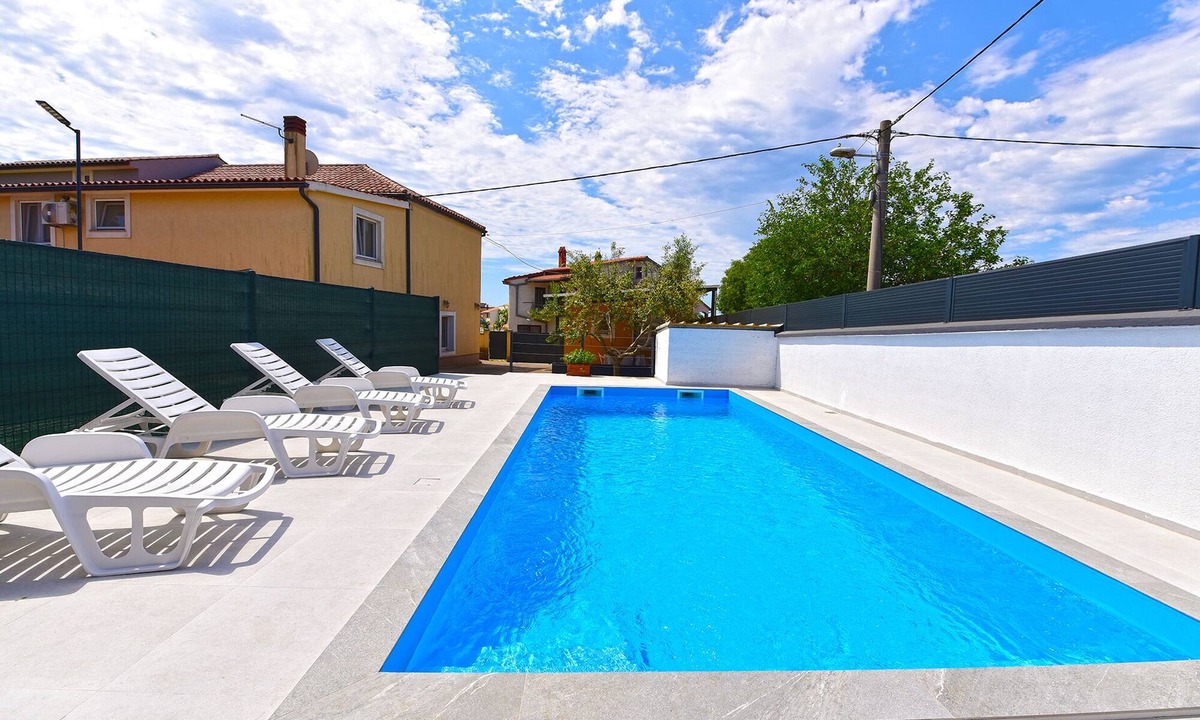 Skatari House | House 1203/11056 (Istria - Pula), 4500m from the beach