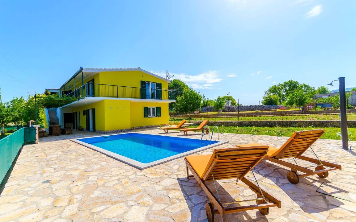 Primorski Dolac House | House ∙ 3 bedrooms ∙ 6 guests