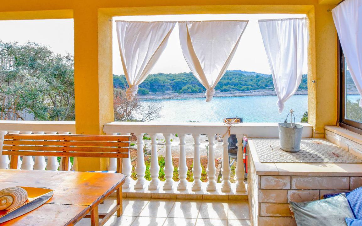 Zirje House | House ∙ 4 bedrooms ∙ 8 guests