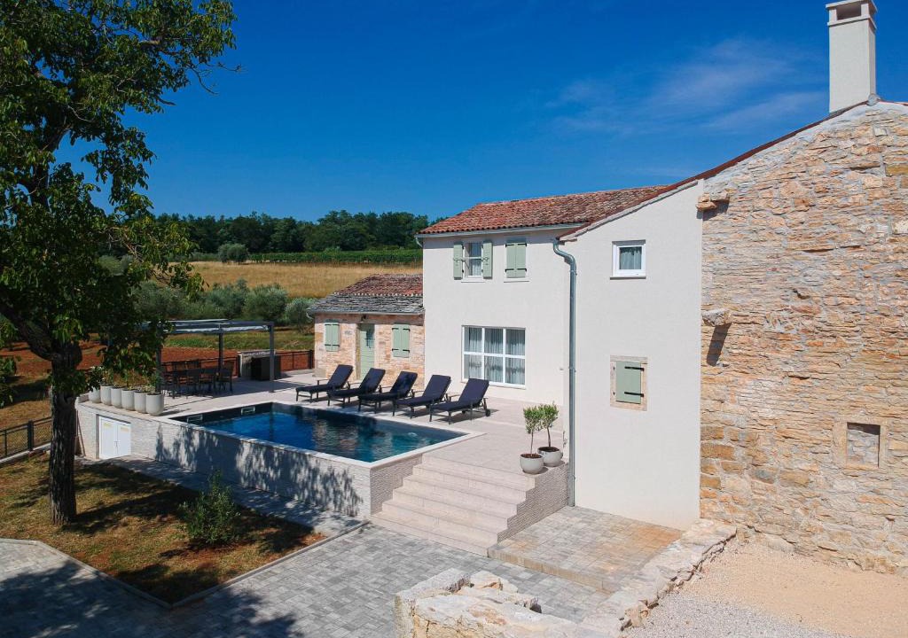 Oprtalj Villa | House Ad Finem Vilae