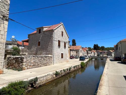 Vrboska House | House Morko