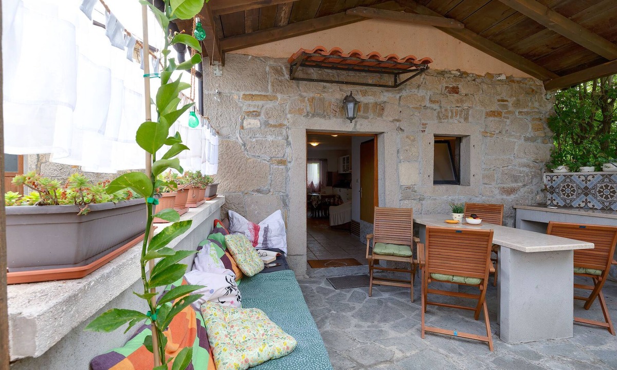 Sveti Donat House | House Rea by Interhome