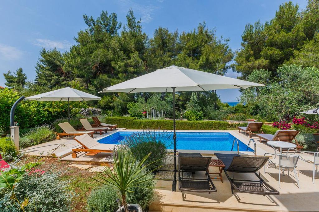 Mirce House | House Sanda