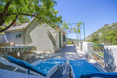 Praznica House | House Sv. Lovre