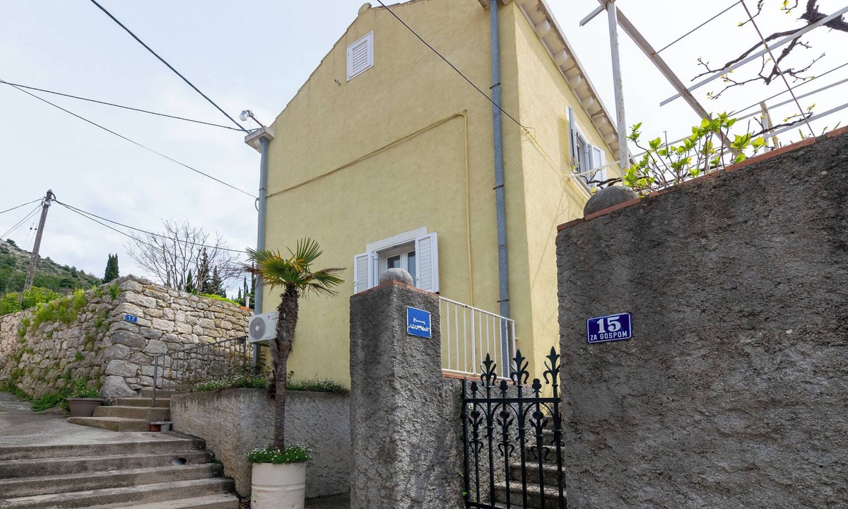 Trsteno House | House Villa Marija (103571-K1) - Trsteno