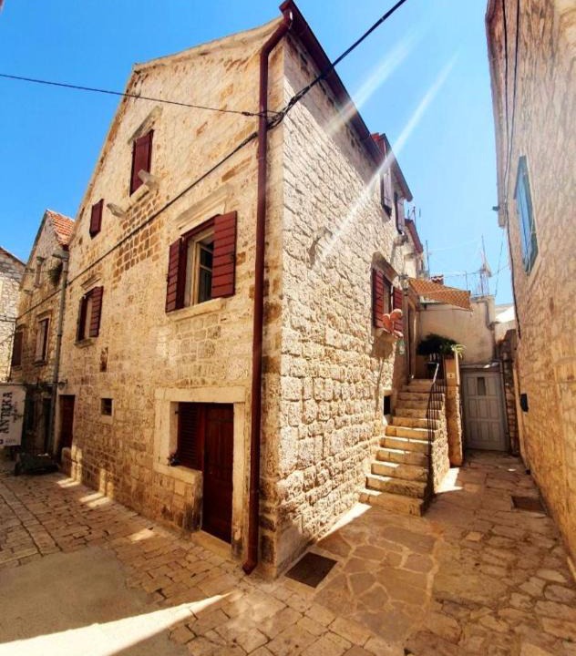 Stari Grad House | HVAR HEART HERITAGE STONE HOUSE 2 floors, up to 6 persons