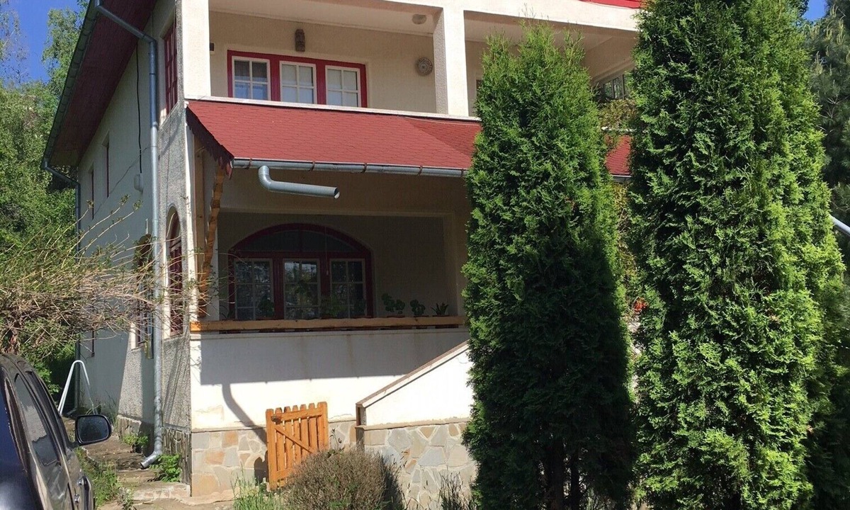 Breaza House | Idillic and Peaceful Villa in Fresh Air