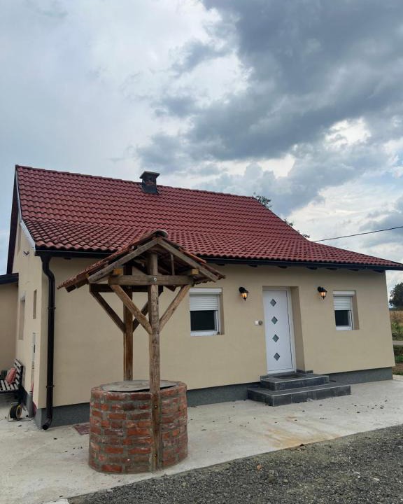 Nozicko House | Imanje dedina kruška