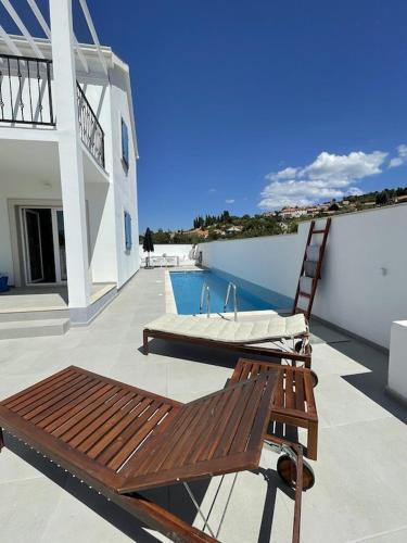 Nerezise Villa | Island Brac - Villa Vita