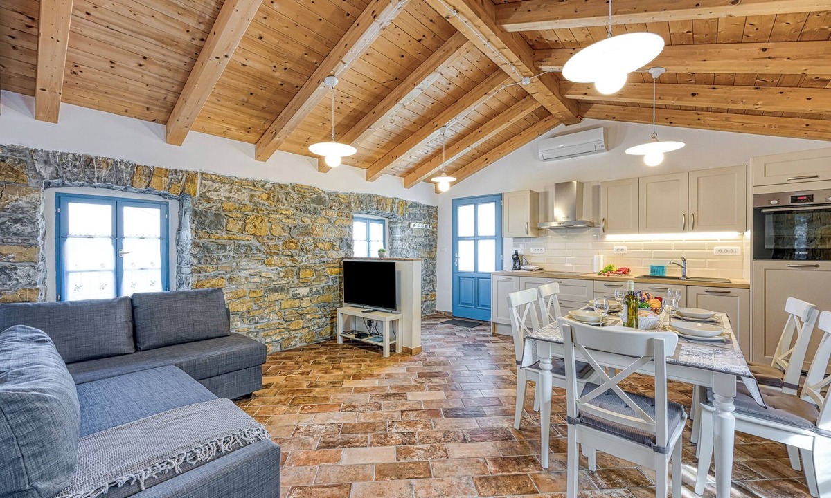 Koper Apartment | Istrian Casa Sunny Terrace APT near Koper, Koper, Slovenia