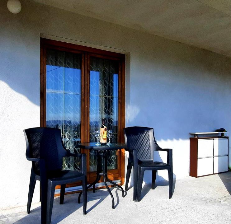 Bosnia House | Kuća na dan Vrla strana