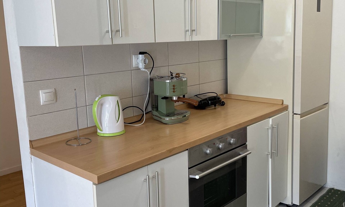 Zagreb Apartment | Large Modern 75m2 Flat and Free Parking