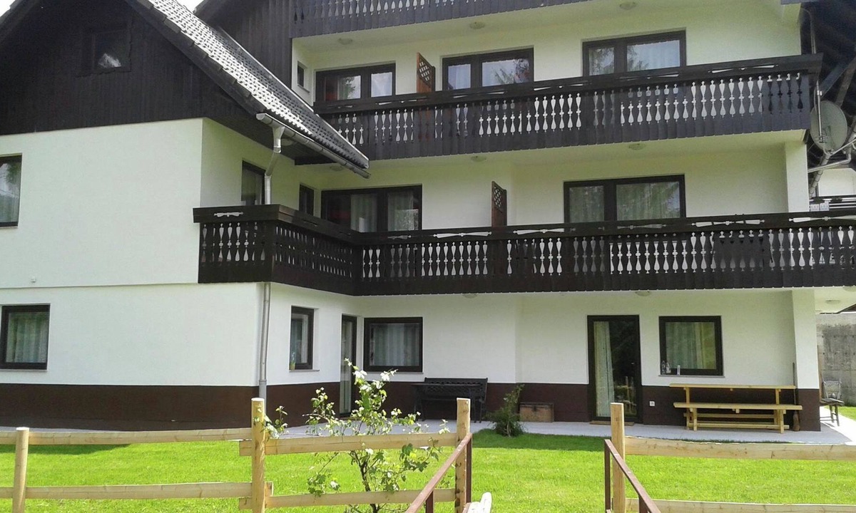 Bohinjska Bistrica Apartment | Lovely Apartment in Bohinjska Bistrica with Barbecue