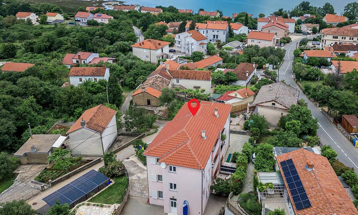 Soline Apartment | Lovely apartment in Dobrinja with WiFi