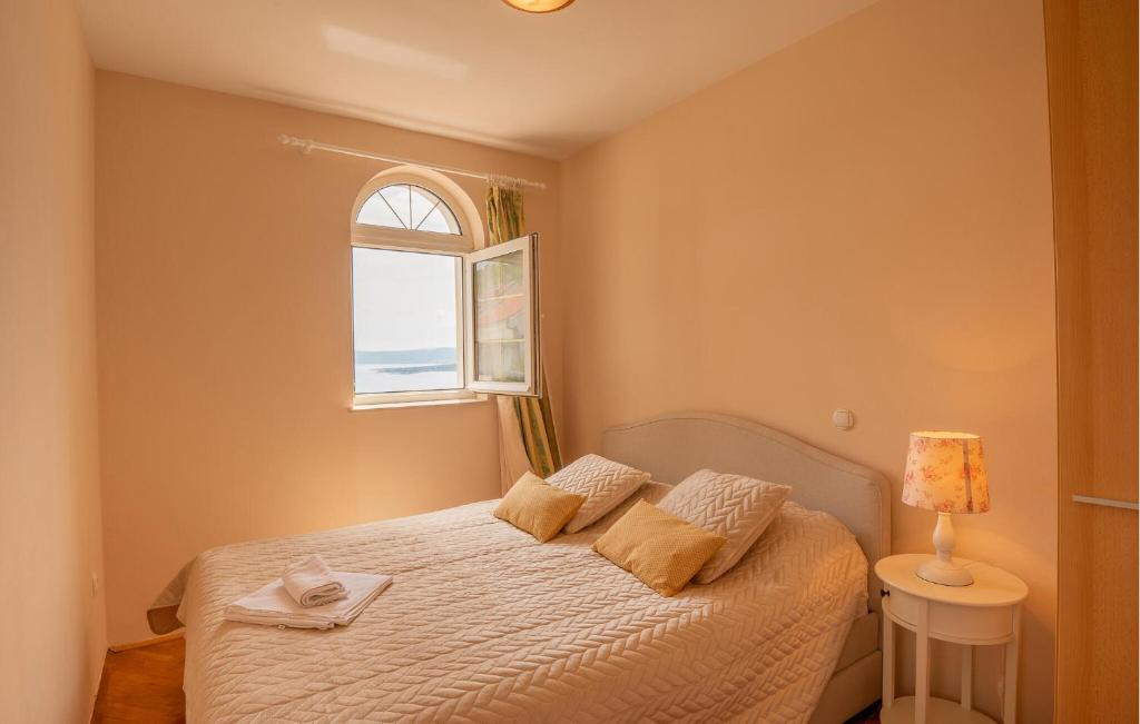 Klanfari Apartment | Lovely Apartment In Dramalj With Wifi