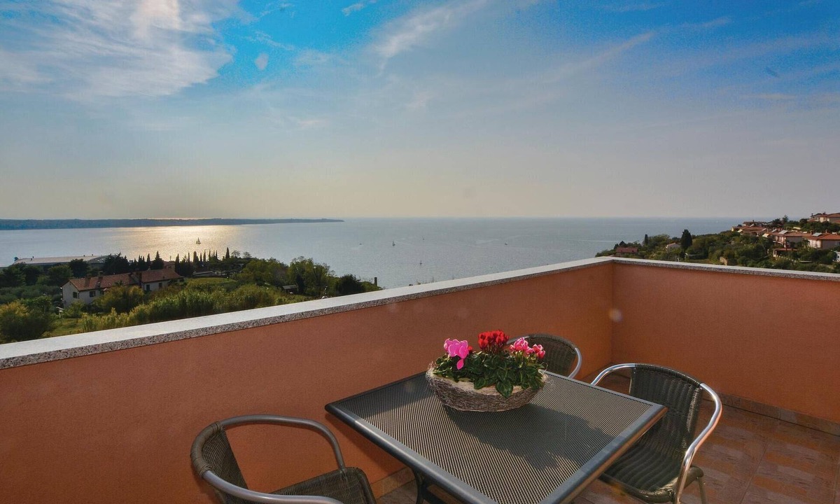 Portoroz Apartment | Lovely apartment in Portoroz with house sea view