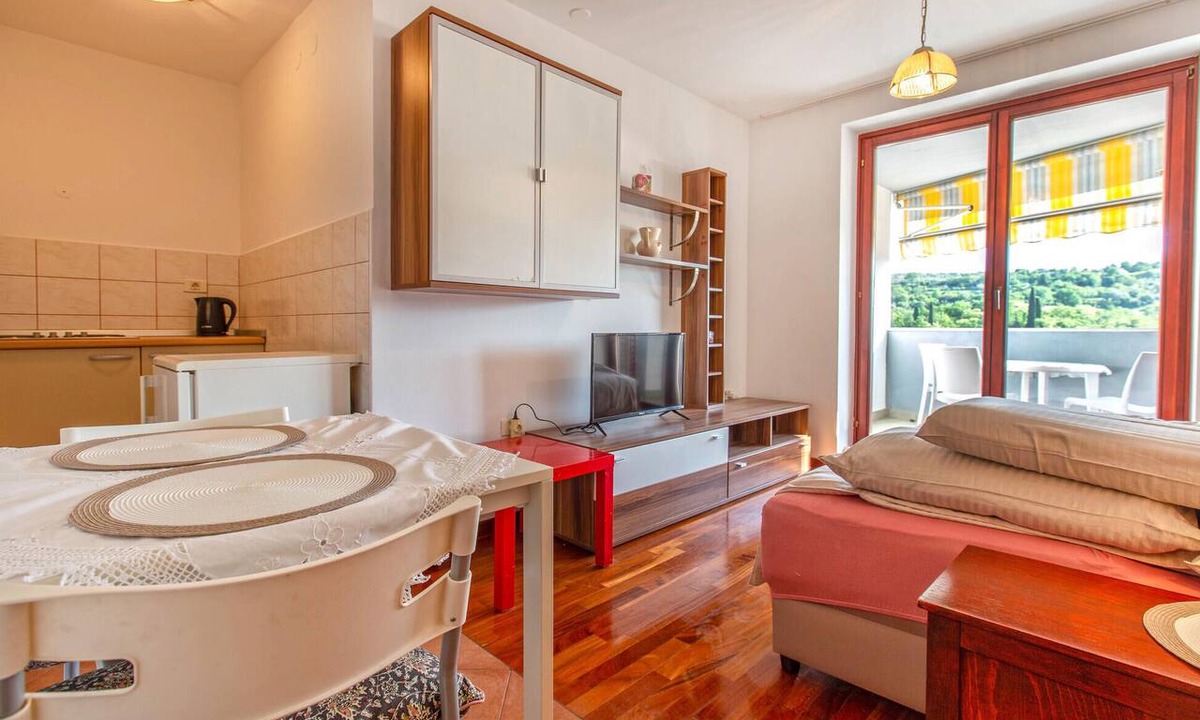 Seca Apartment | Lovely apartment in Portoroz with house sea view