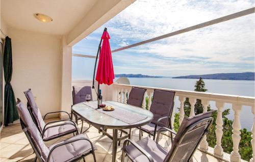 Vratarusa Apartment | Lovely Apartment In Senj With House Sea View