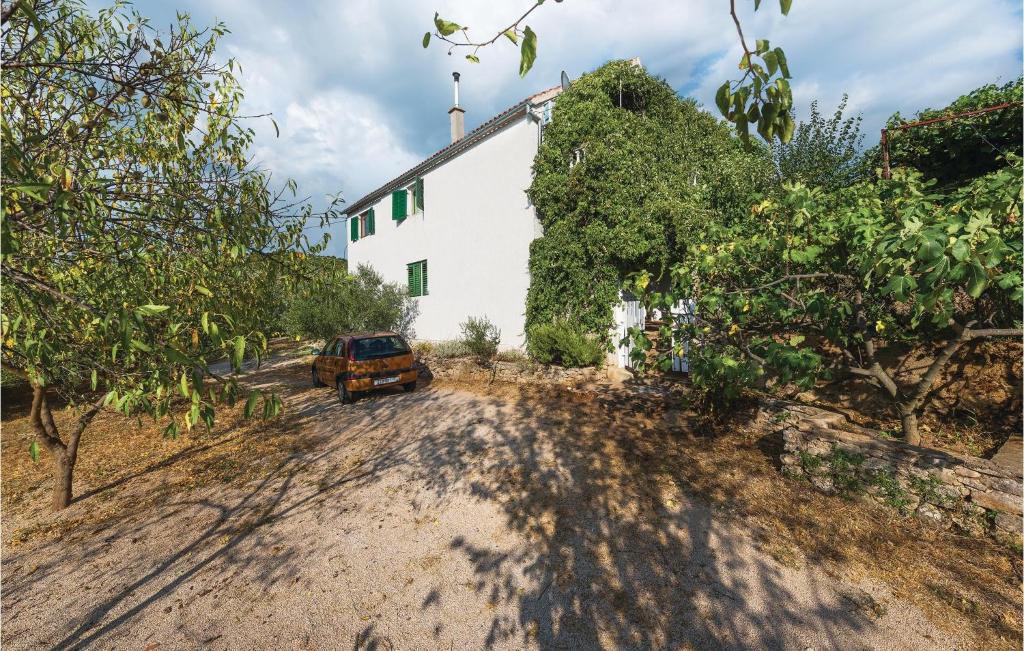 Vodice Apartment | Lovely Apartment In Zaton With Wifi