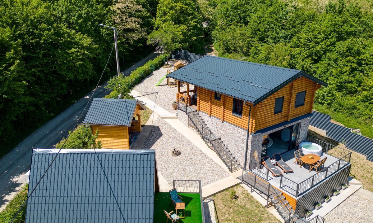 Petrinja House | Lovely home in Petrinja with sauna