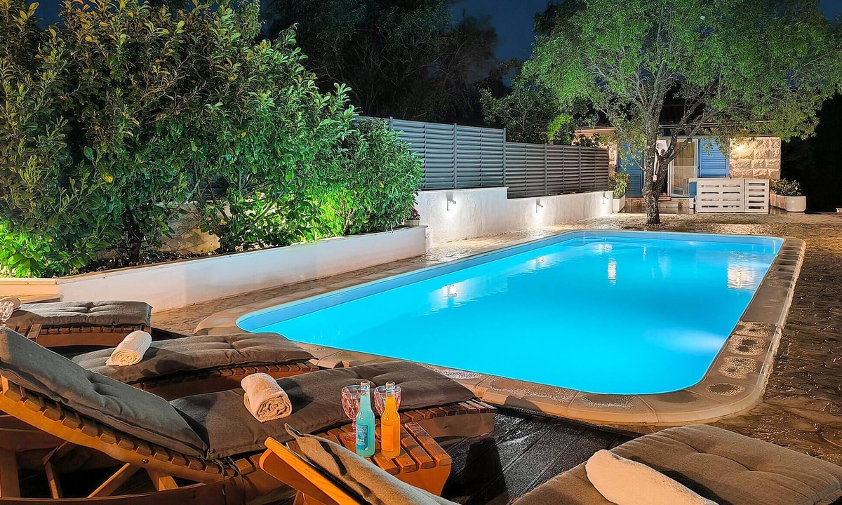 Central Dalmatia House | Luxurious home in Cista Velika