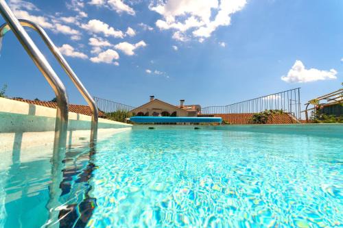 Veli Brgud Villa | Luxurious Villa in Ruii Croatia with Private Pool and Garden