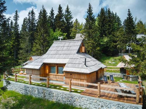 Kamnik House | Luxury Alpine Chalet & Sauna Pinja - Velika Planina - I FEEL ALPS