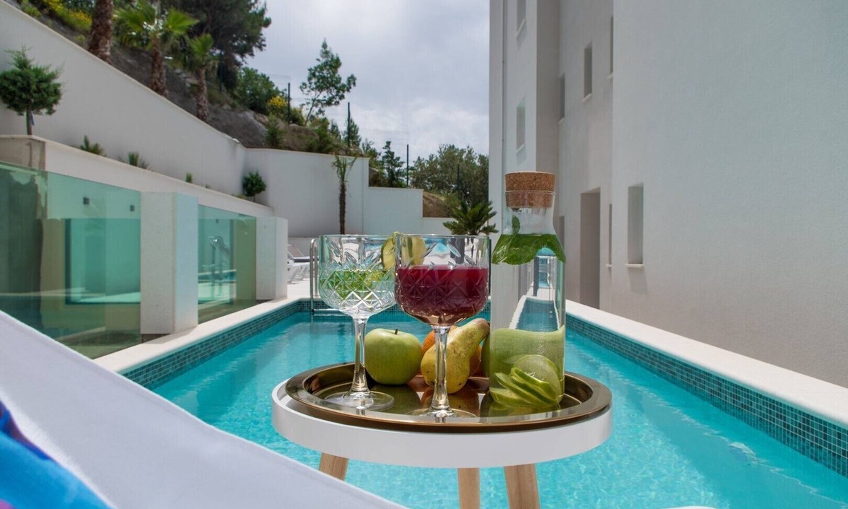 Moca Apartment | Luxury Apt In Villa Citrin Shared Pool Sea View