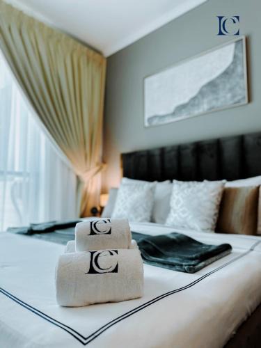 Jumeirah Lake Towers Apartment | Luxury Escapes - Modern Studio near Metro in X1 Tower JLT