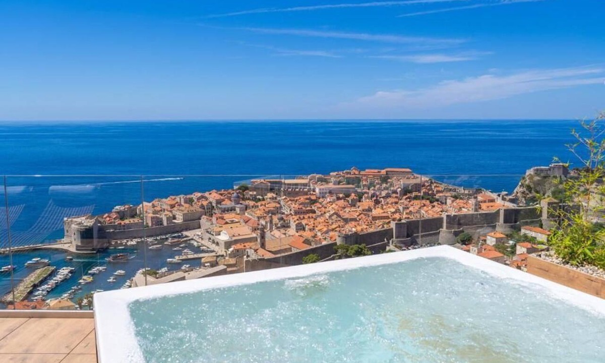 Municipality of Dubrovnik Apartment | Luxury penthouse with the view to the whole Dubrovnik Old town
