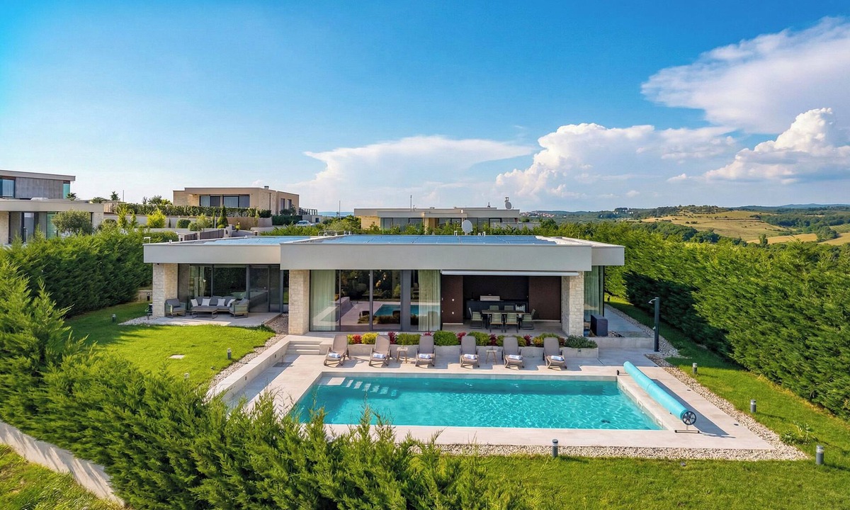 Brtonigla Villa | Luxury Pool & Spa Villa Miracle, Brtonigla, Croatia