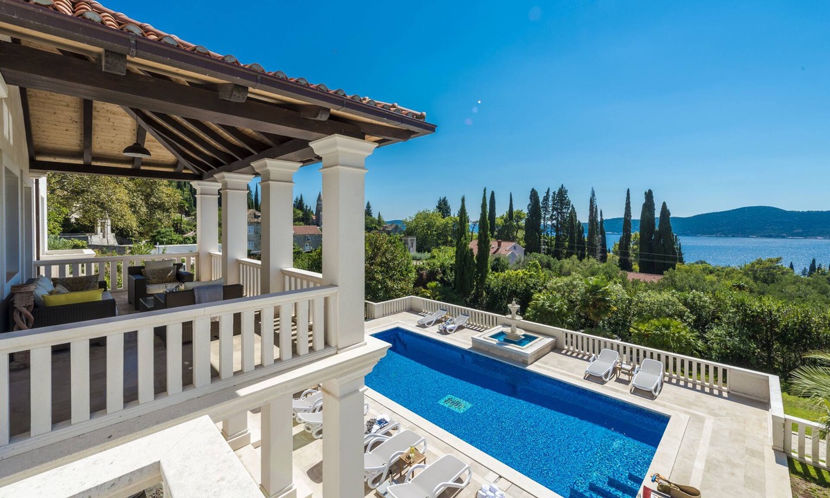 Trsteno Villa | Luxury Villa/Beautiful view/Serenity/Game of Thrones Gardens