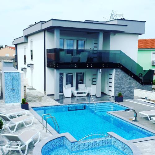 Vrh Apartment | LUXURY VILLA BEGANOVIC-VRH