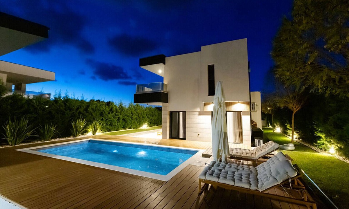 Vir Villa | Luxury Villa Positiva with heated pool
