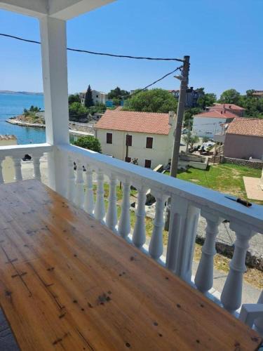 Tribanj Apartment | Marisala - Berth avalable, 20m from sea!