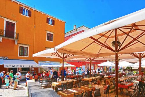 Grad Apartment | Medulić Palace Rooms & Apartments