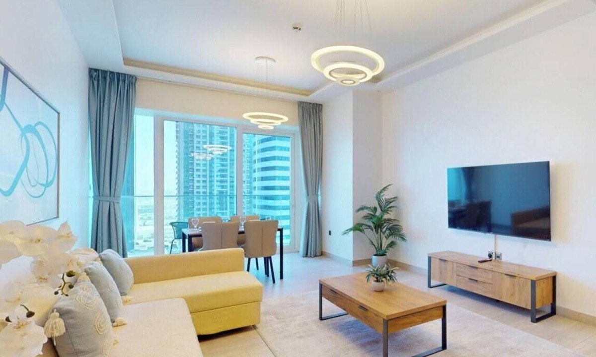 Jumeirah Lake Towers Apartment | Minimalistic 1 Bedroom l City Views l JLT