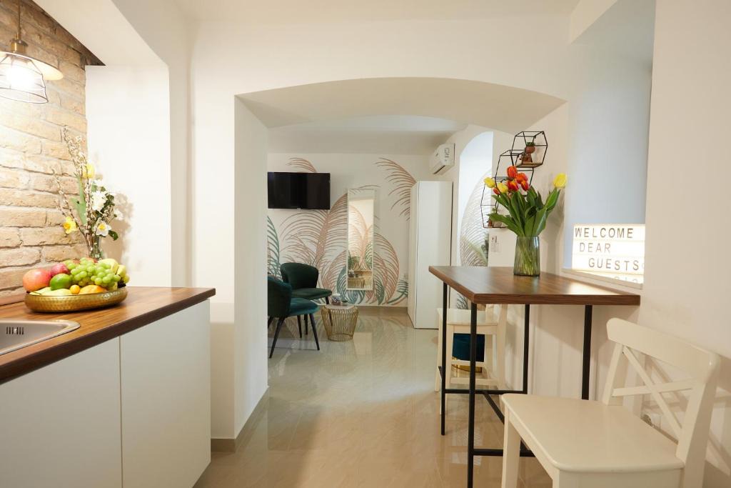 Zagreb Apartment | Modern&Private,Main Square-4Min Walk,Lux Apt 1