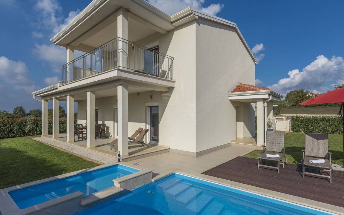 Dracevac House | Modern Villa Anita with Pool near Porec